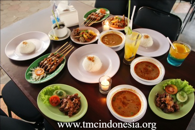 8 Tempat Makan Paling Menggoda Dan Terpopuler di Yogyakarta